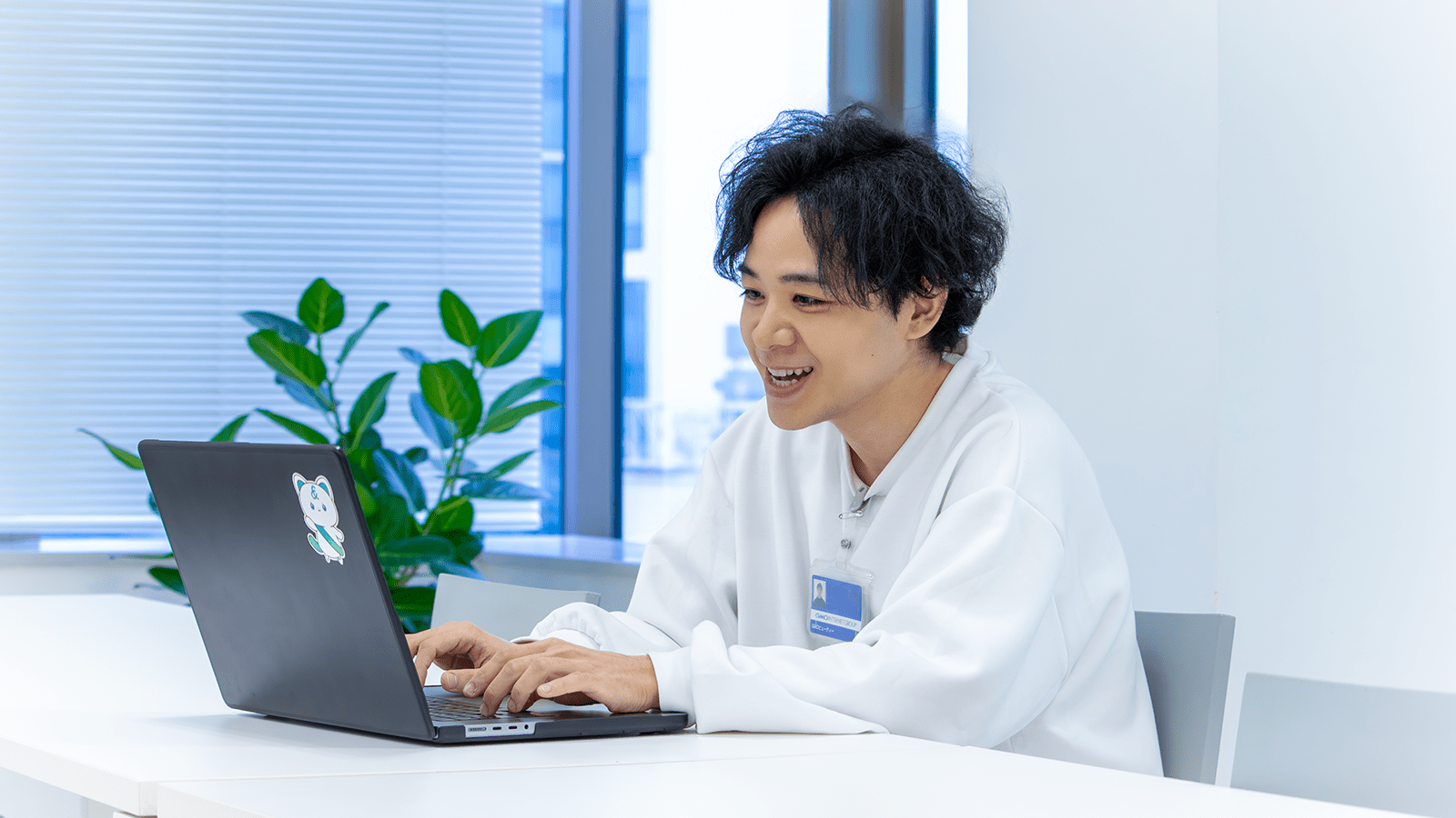 エンジニアとPdM、両方の視点でプロダクトの未来を描く。目指すは「天下統一」！｜採用情報｜GMOビューティー株式会社